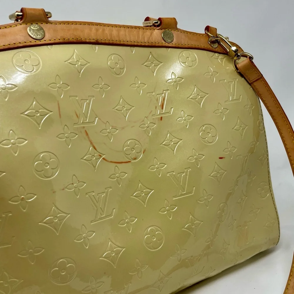 Louis Vuitton Brea Shoulder Bag MM Yellow Leather Monogram Vernis - Picture 4 of 12
